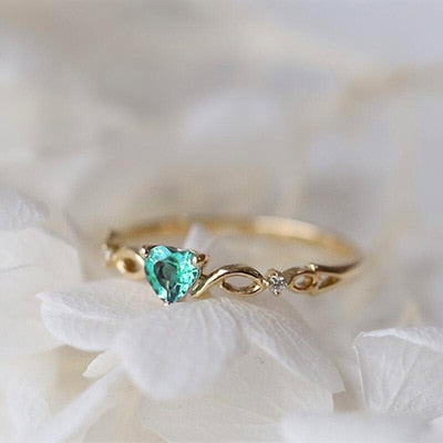 Huitan Simple Heart Ring For Women Red Green Sky Blue Zircon Stone Available Romantic Birthday Gift For Girlfriend Women Jewelry