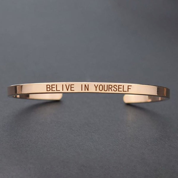 Churchill Quote "Never Give Up"Motivational Stainless Steel Engraved Bracelets Life Quote Jewelry Graduation Bangle Gifts