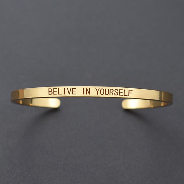 Churchill Quote "Never Give Up"Motivational Stainless Steel Engraved Bracelets Life Quote Jewelry Graduation Bangle Gifts